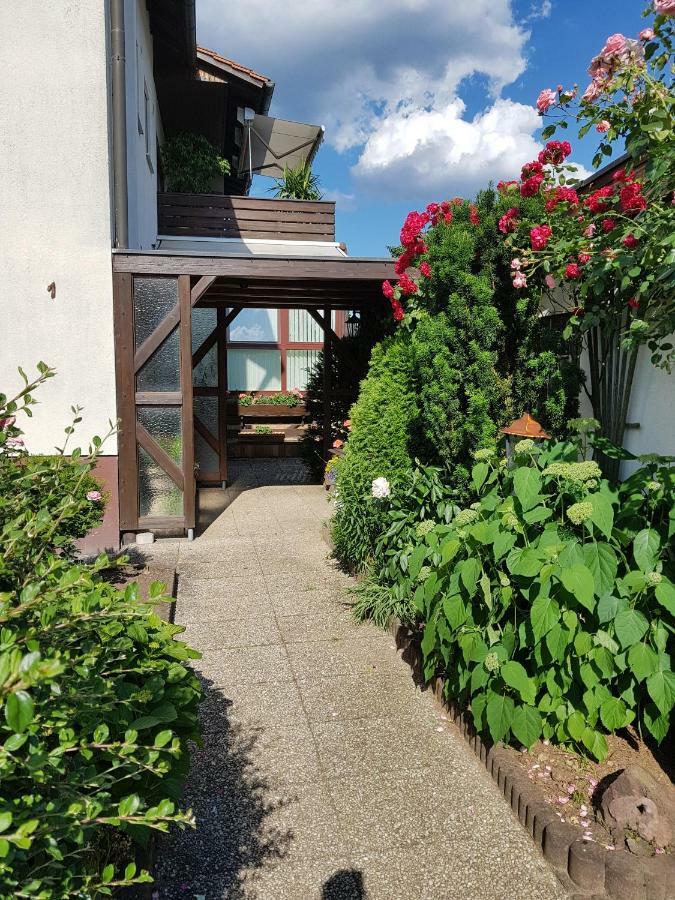 Galerie-Apartment Wendelstein Exterior photo
